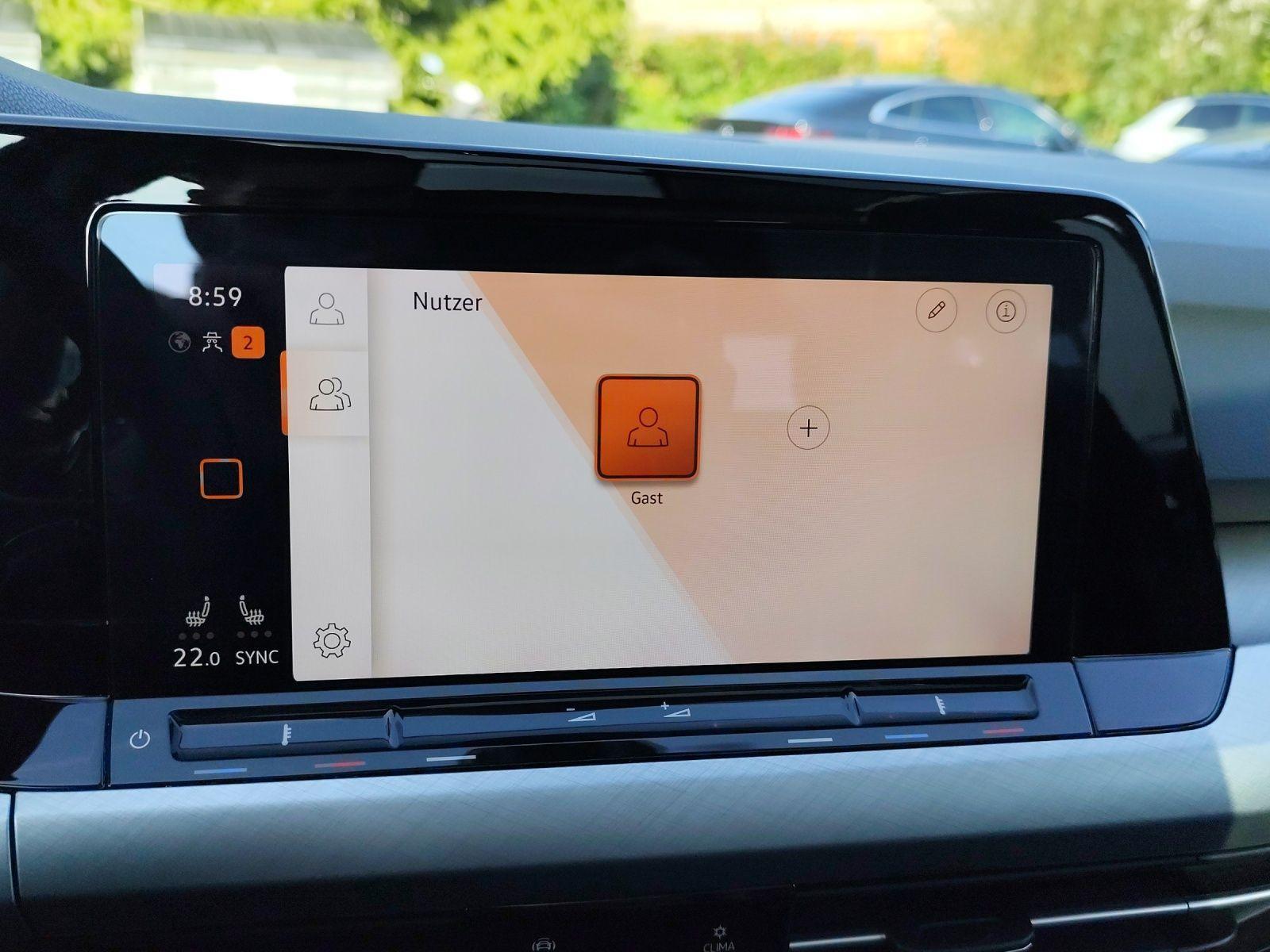 Volkswagen Golf VIII Variant 1.5 eTSI DSG LIFE*PANO*AHK*LED, миниатюра 22