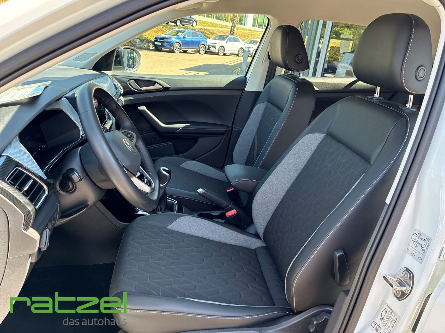 Fahrzeugabbildung Volkswagen T-Cross Goal Life 1.0 l TSI 5 Jahre Garantie LED
