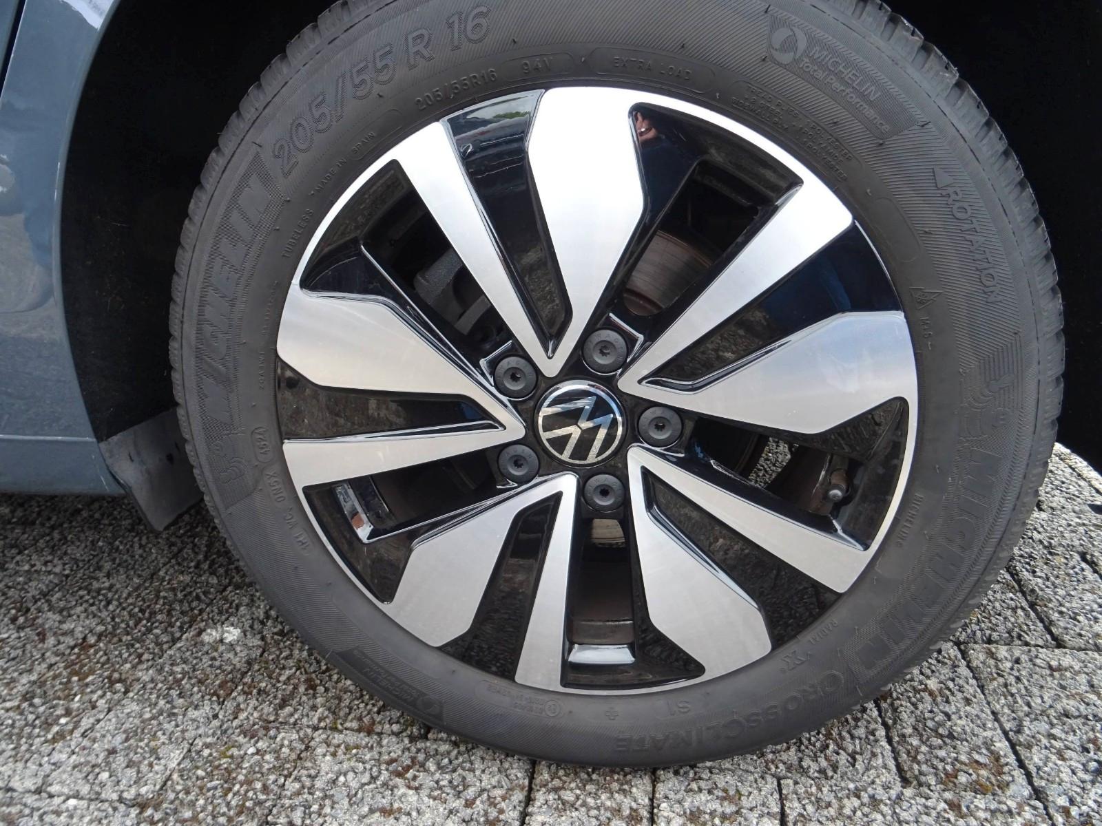 Volkswagen Golf VIII Lim. Goal 1.5 LED Navi PDC Temp., миниатюра 25