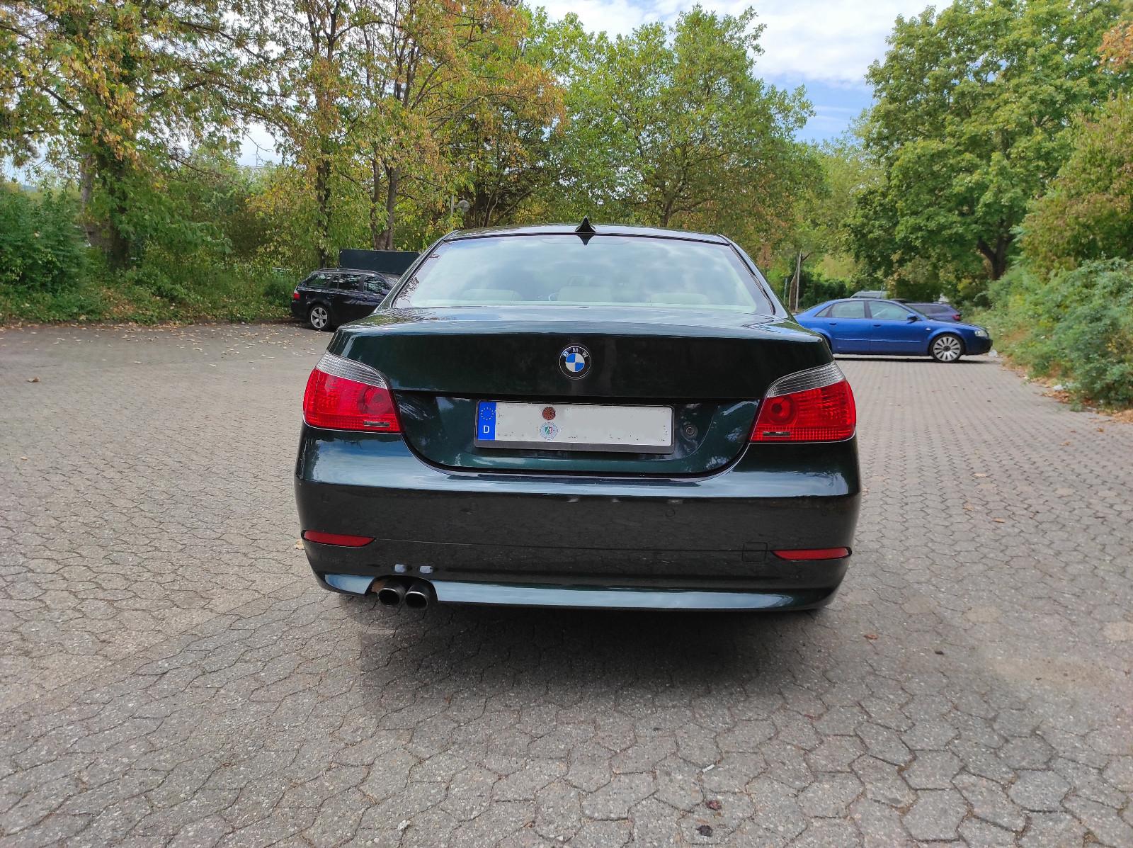 BMW 530i Automatik, E60 dunkelgrün mit beige