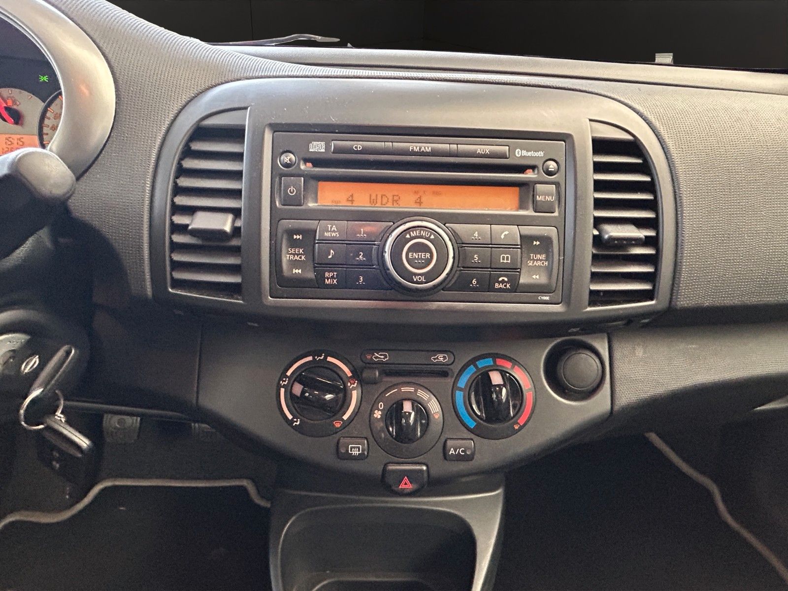 Fahrzeugabbildung Nissan Micra More/Klima/Tempomat/Tüv Neu /1.Hand