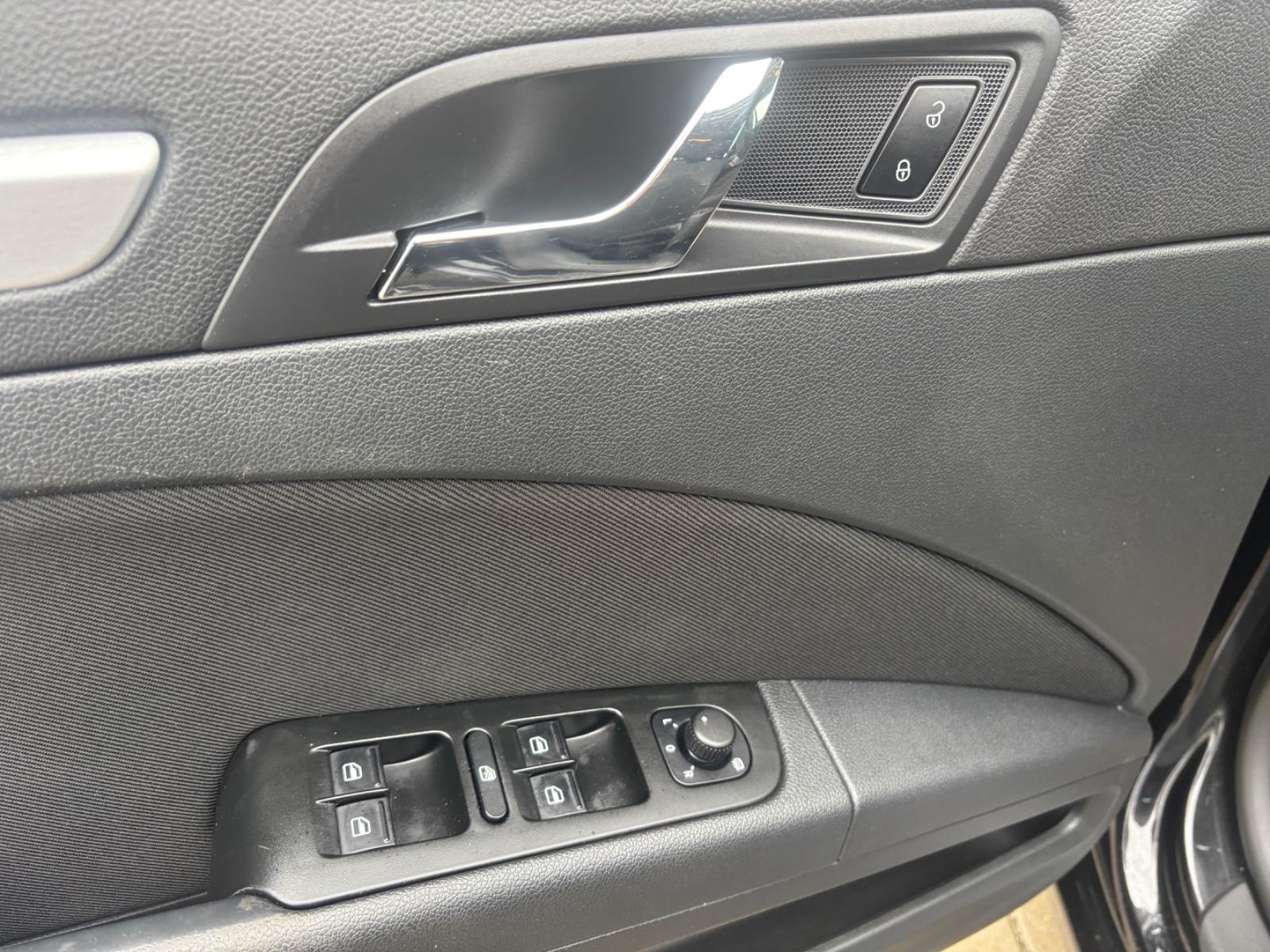 Skoda Superb 2015 — photo 16