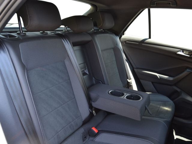 T-Roc 1.5 TSI DSG R-Line IQ.DRIVE/AHK/MATRIX/NAV