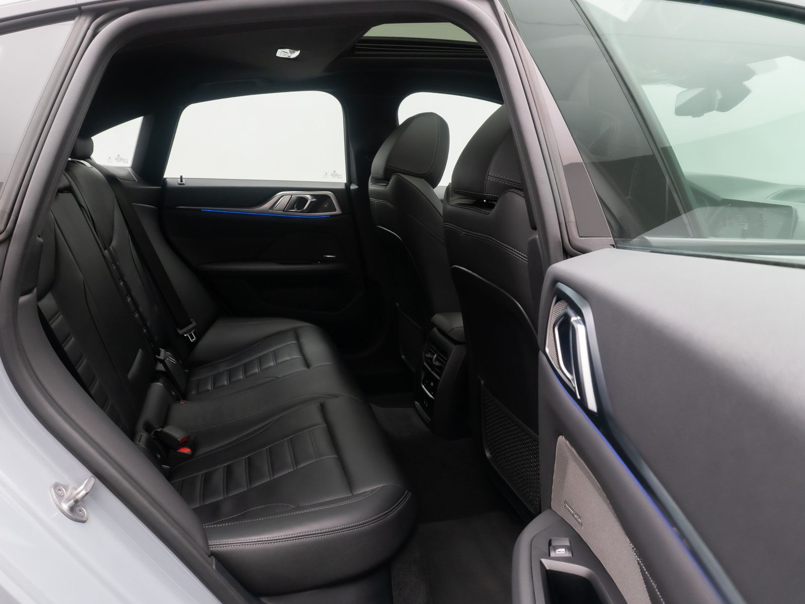 Fahrzeugabbildung BMW M440 i xD Gran Coup&eacute; H/K Kamera HUD DAB 19Zoll