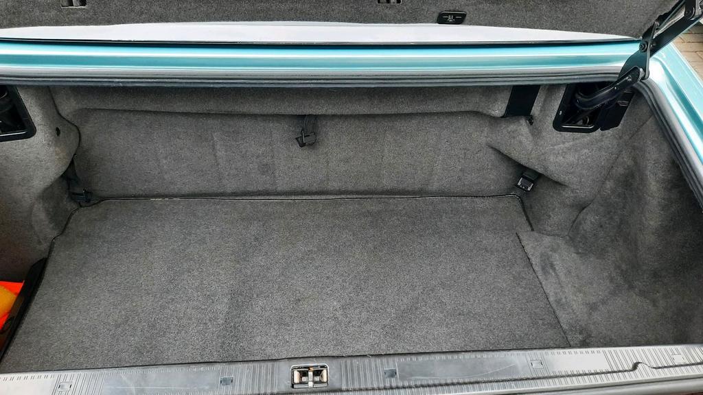 Mercedes-Benz SL 320