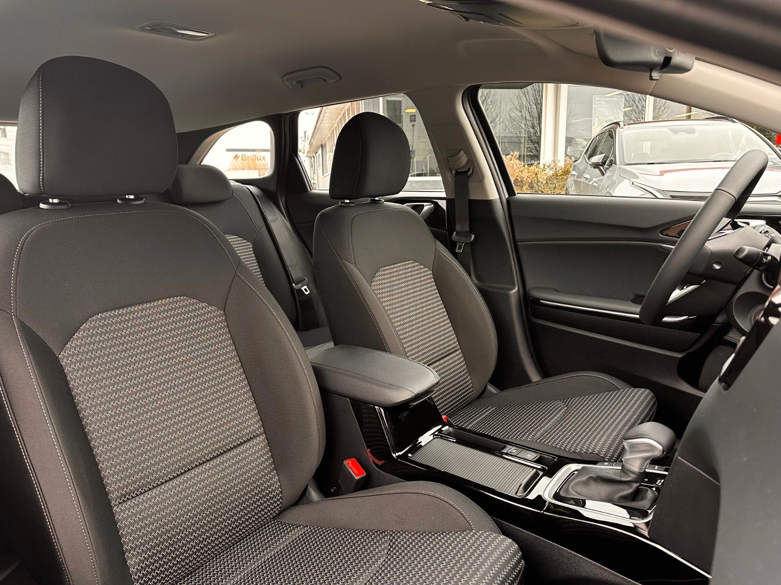 Fahrzeugabbildung Kia Ceed Sportswagon 1.5T 140PS DCT7 VISION KOMF+