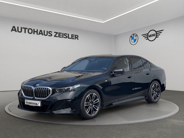 BMW 520d Limousine M SPORTPAKET Komfortsitze 360°Kam (Fahrzeug B00433042697)