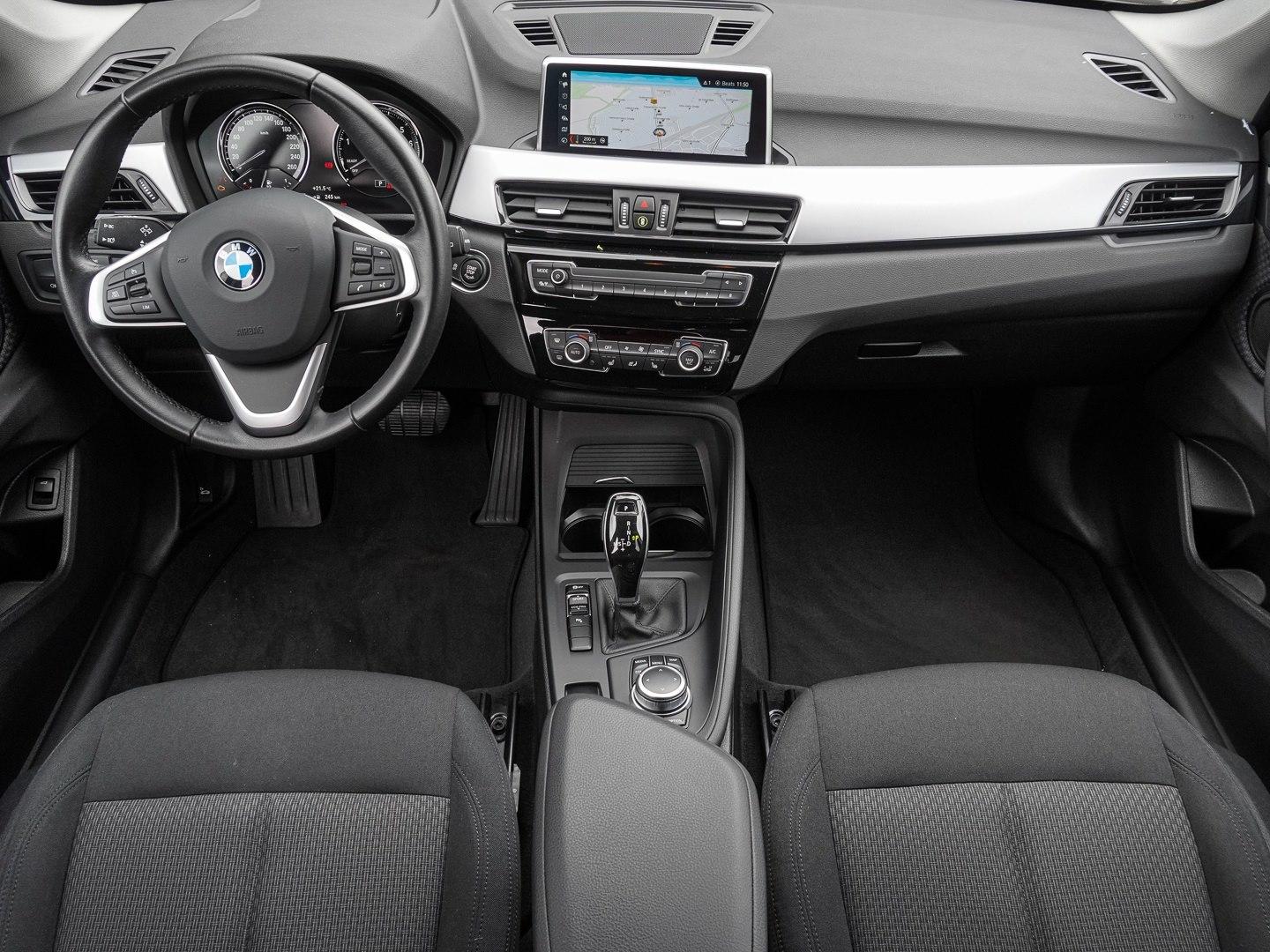 BMW X1 sDrive20i AHK RFK NAVI LED Sound Syst. DAB, миниатюра 8