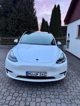 Tesla Model Y SR (BYD Blade - AMD Ryzen) - gebrauchte Tesla Model Y aus dem Jahr 2024