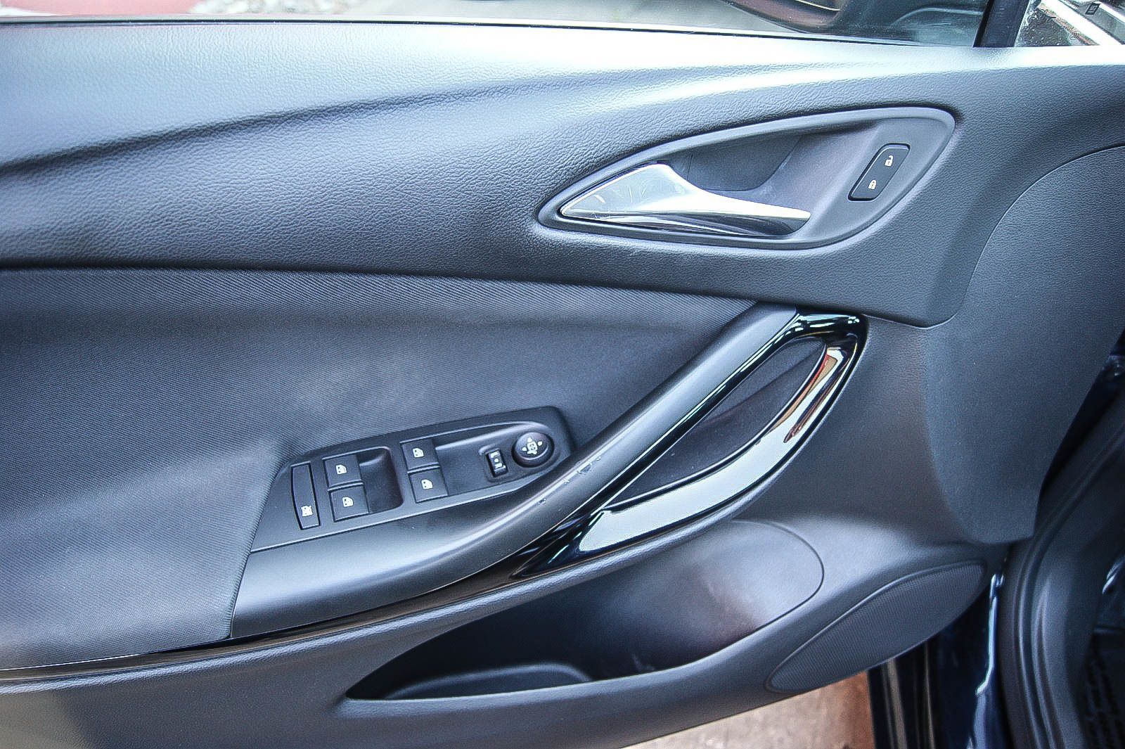 Fahrzeugabbildung Opel Astra K Sports Tourer 14 Dynamic NAVI 900 KAMERA