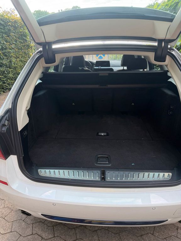 Image of BMW 525