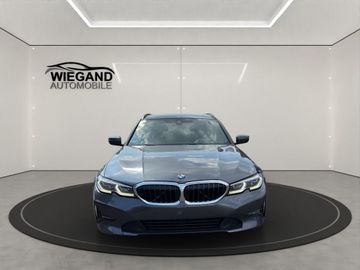 BMW 320 - 8