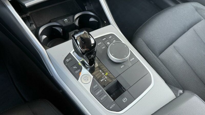 BMW 320i A Touring Advantage TEMPO/PRIVACY/SH/CAM foto 11