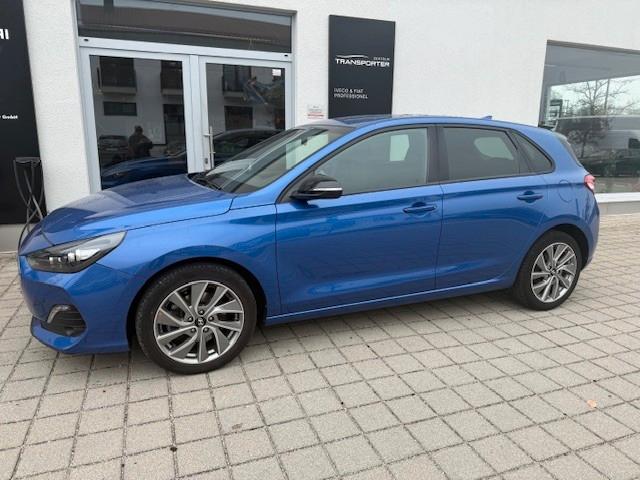 Hyundai i30 1.4 M/T Passion +