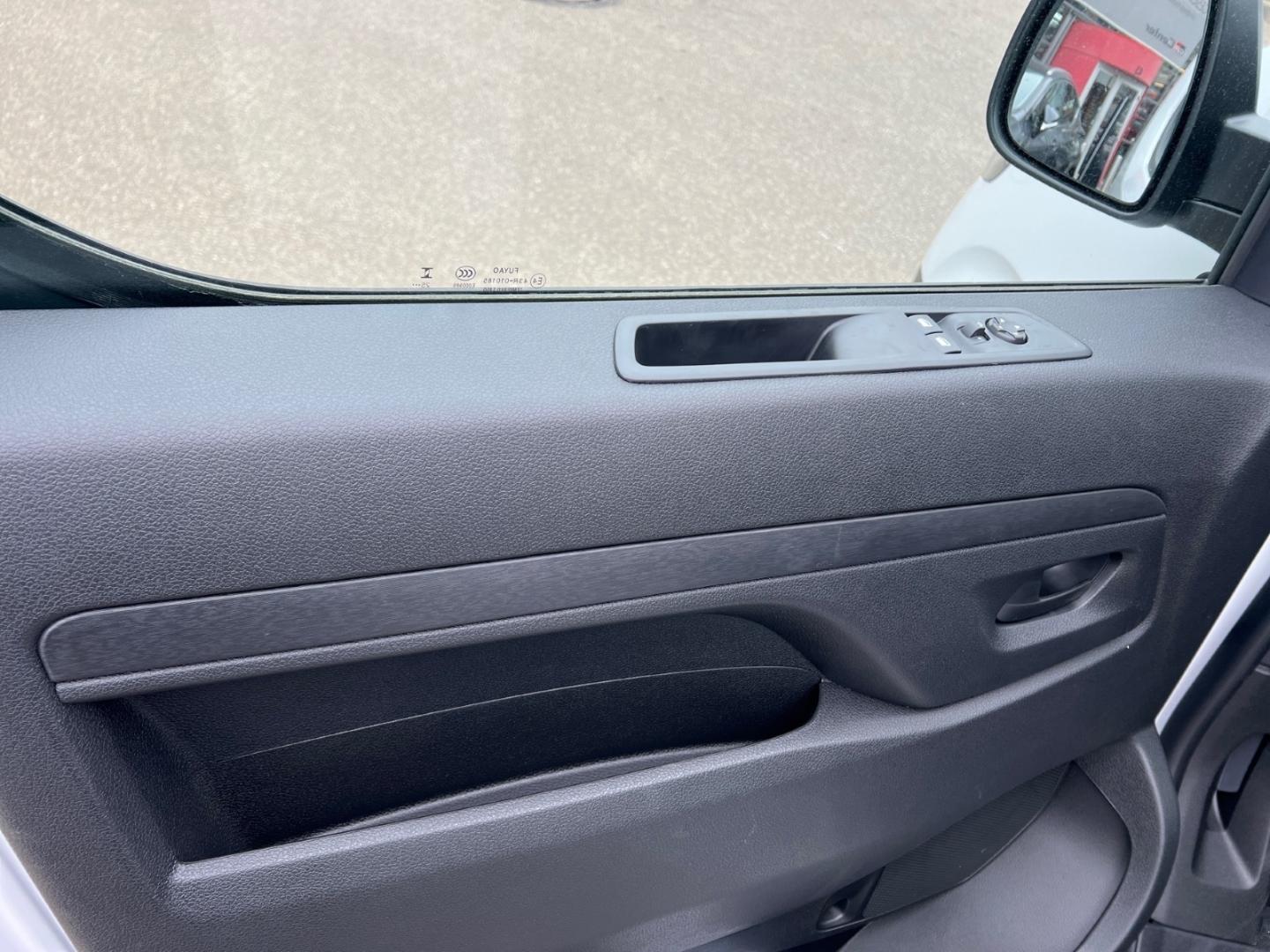Toyota Proace 1,5L D Schaltgetriebe 120 PS Work L1
