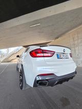 BMW X6 xDrive50i - M Paket Carbon Vollausstattung!  - BMW: V6