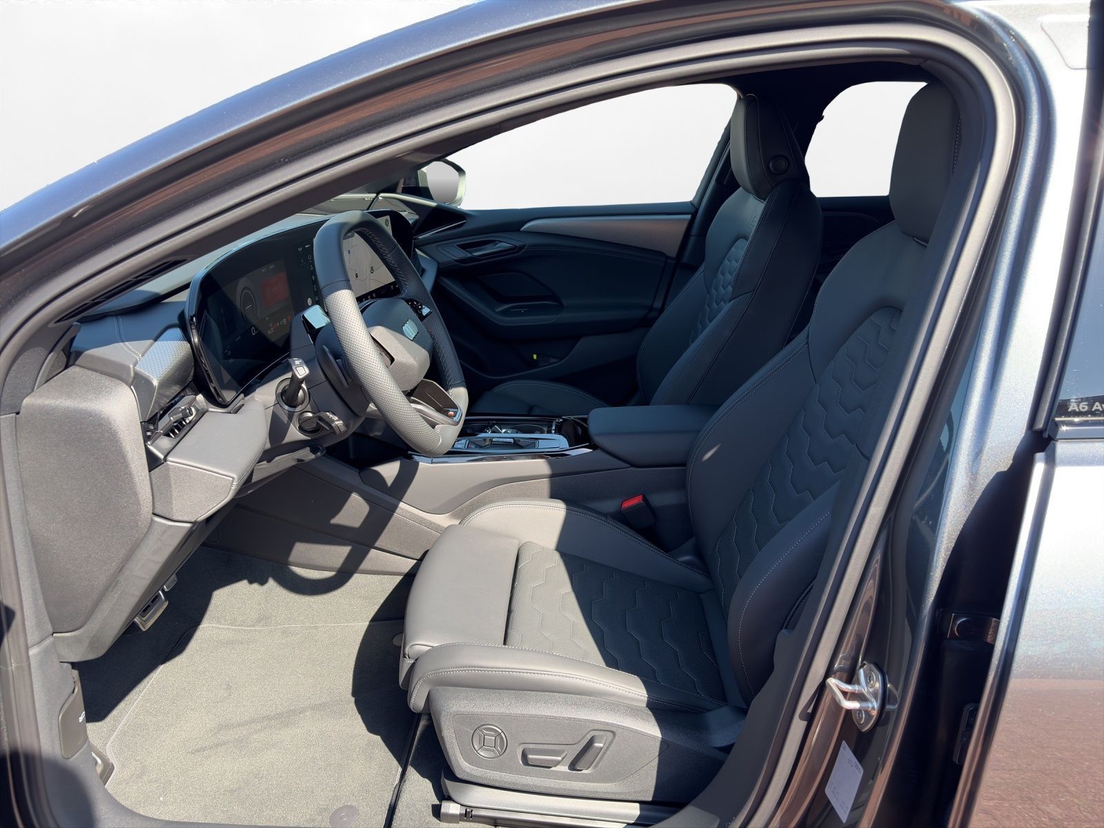 Audi A6 Avant e-tron QUATTRO+S-LINE+AHK+LUFT+AR-HUD imagem 2