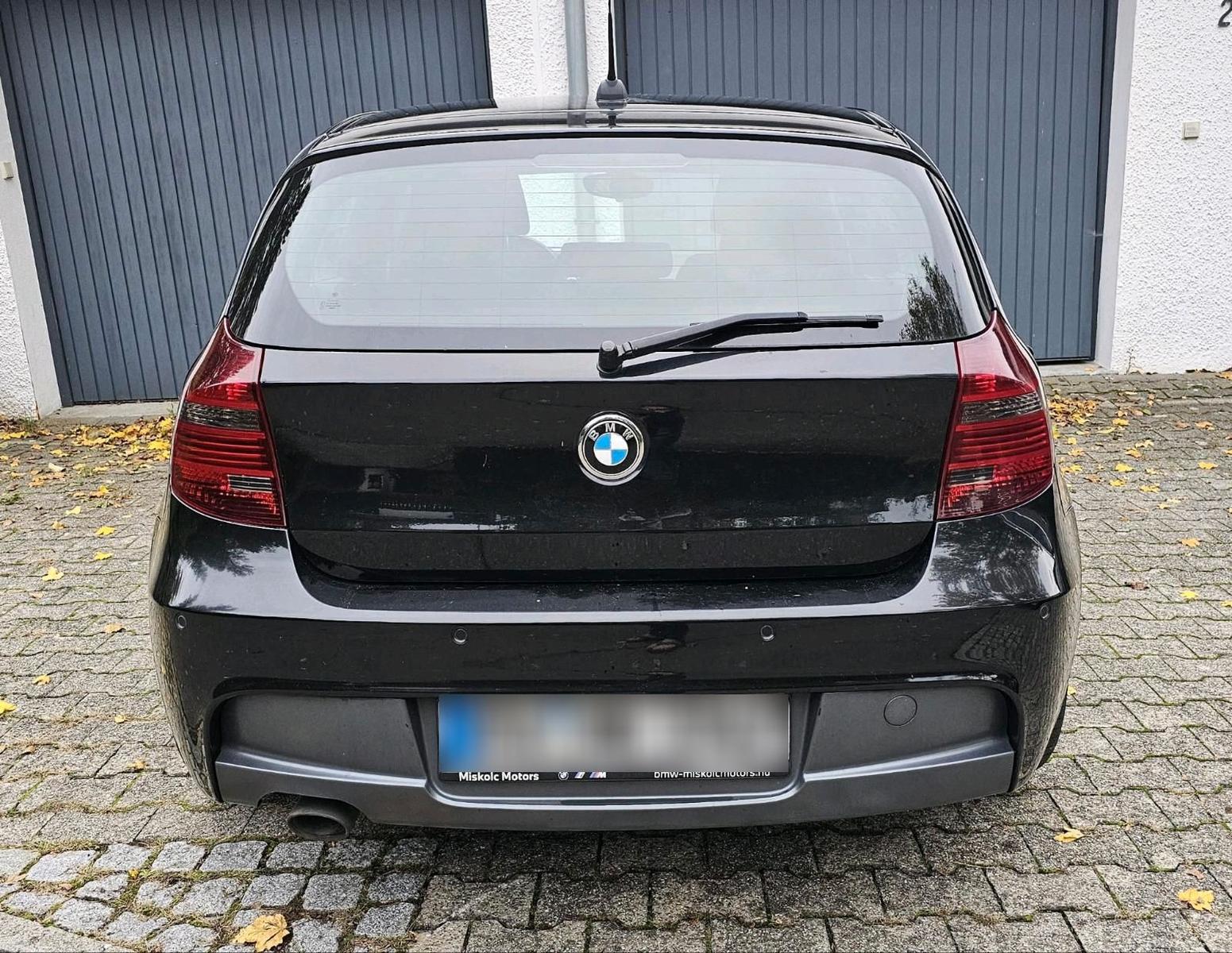 BMW 120 2011 — photo 8