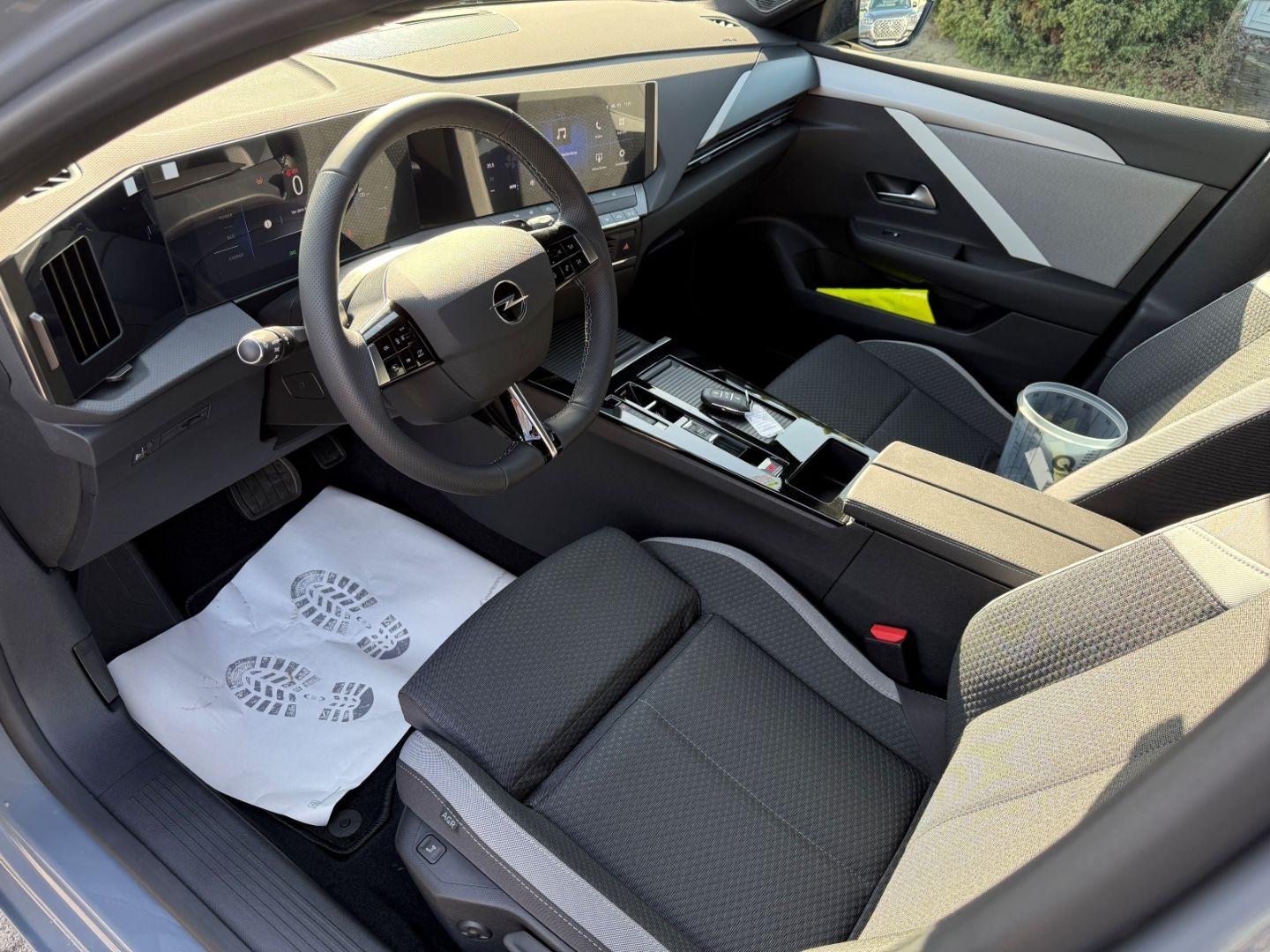 Fahrzeugabbildung Opel Astra L Sports Tourer ST 1.2 Edition SHZ+LHZ+All