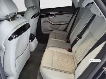 Audi S8 - 4