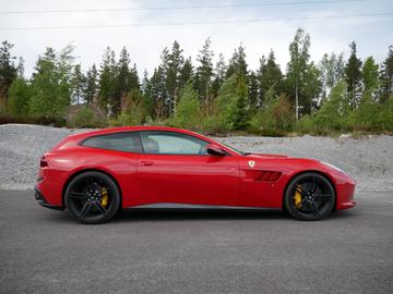 صورة 4 لـ 2019 Ferrari GTC4LUSSO