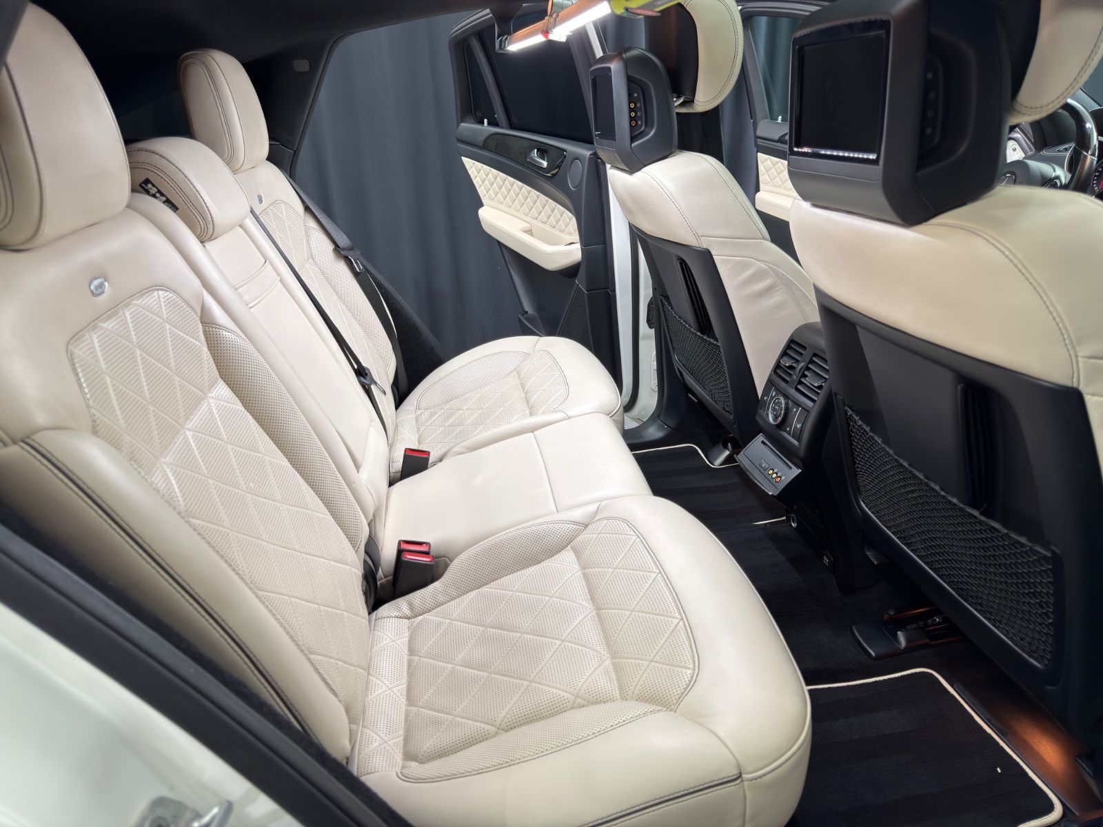Fahrzeugabbildung Mercedes-Benz GLE 350 d Coupe 4Matic|TV|PANO|AMG-LINE|VOLL|22"