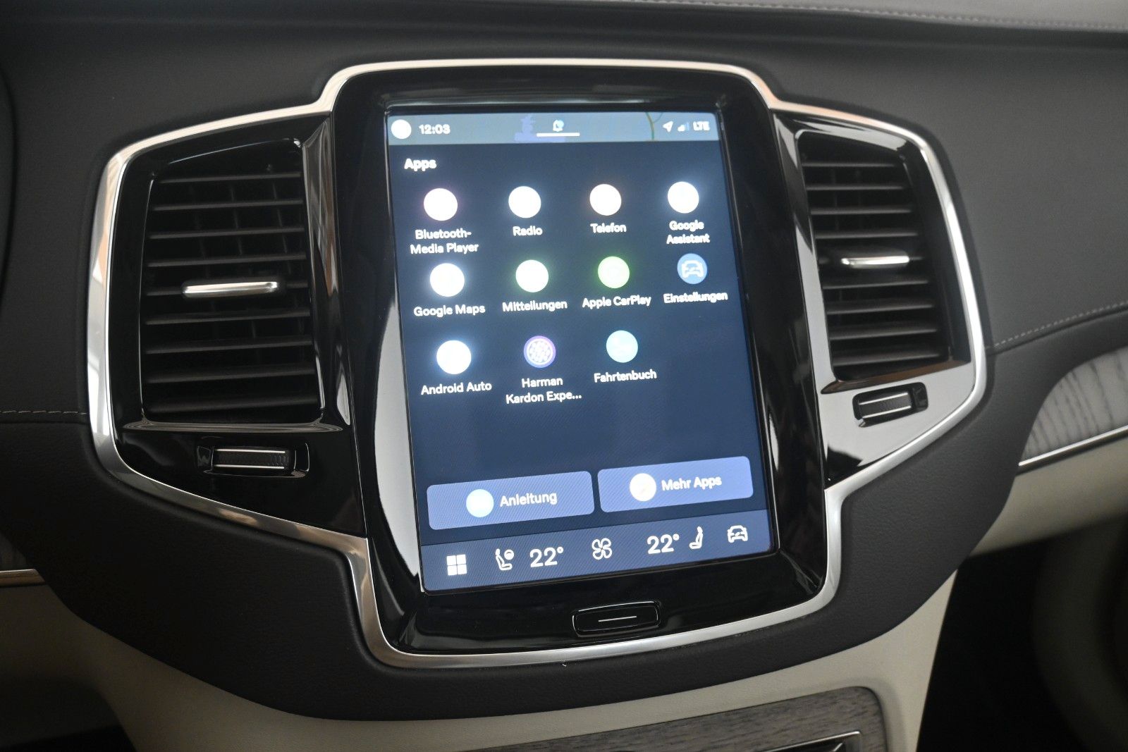 Fahrzeugabbildung Volvo XC90 T8 AWDUltimate Dark Recharge Plug-In Hybrid