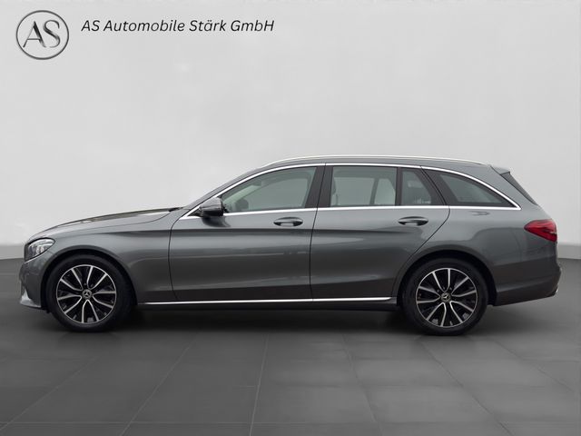 Fahrzeugabbildung Mercedes-Benz C 220 Td Avantgarde+LED+Distronic+CAM+Standh+AHK