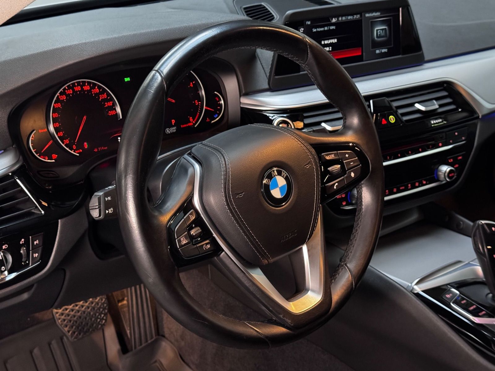 BMW 525 5er - 525 d Led Kamera Ambiente foto 14