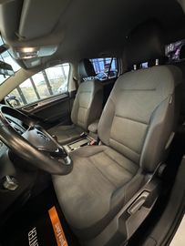 MYAUTOCENTER – Gebraucht- und Jahreswagen mit Werkstattservice in Pfaffenhofen Volkswagen Golf VII Lim. Comfortline BMT