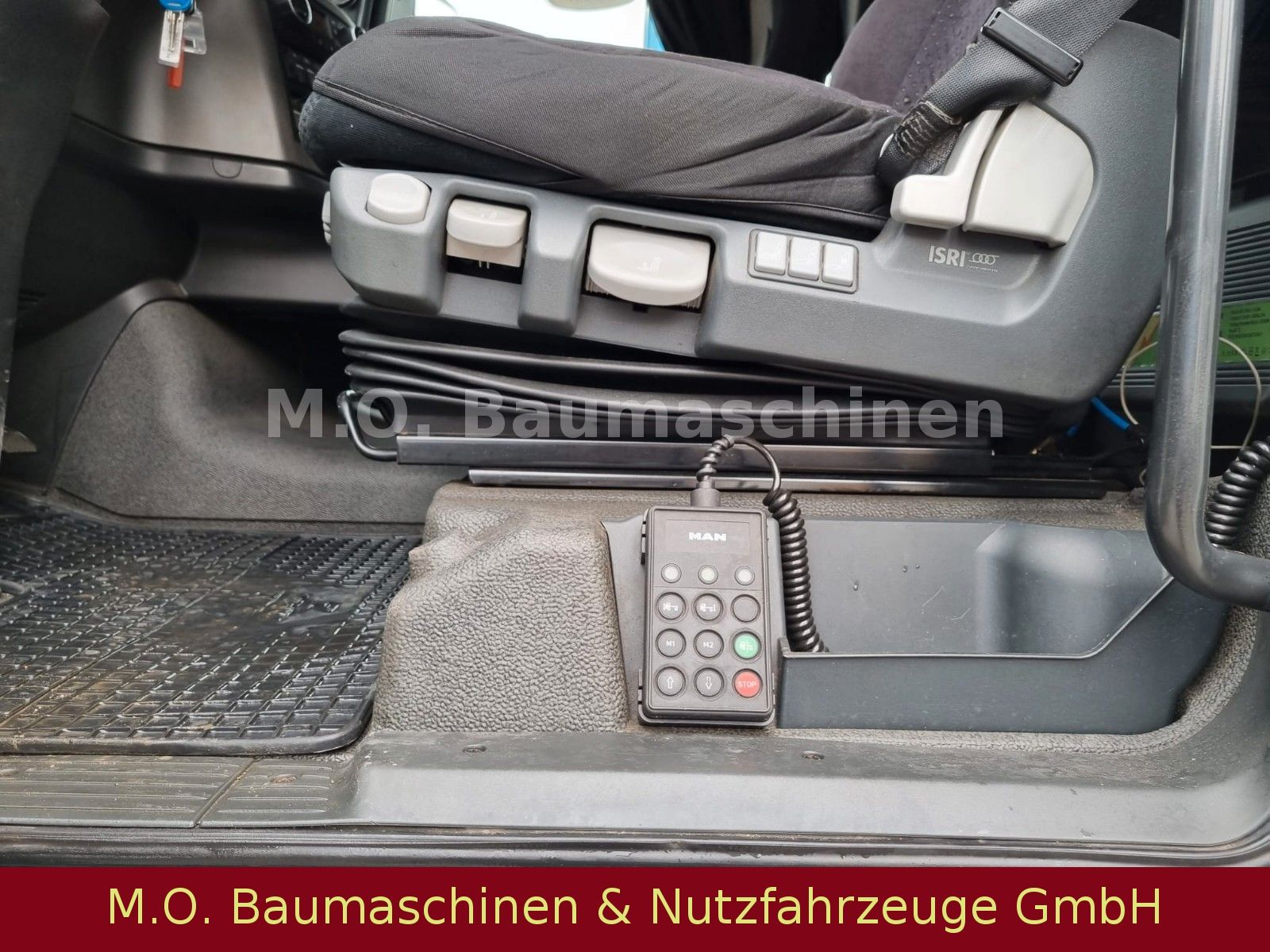 Fahrzeugabbildung MAN TGX 26.440 / Kroll 35609 / L+L Achse / Euro5/ADR