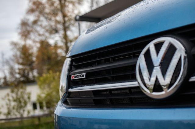 Fahrzeugabbildung Volkswagen T6 California Coast "30 Years"  4Motion Camping
