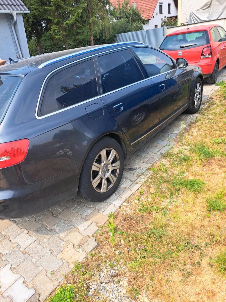 Audi A6 2009 — rear view