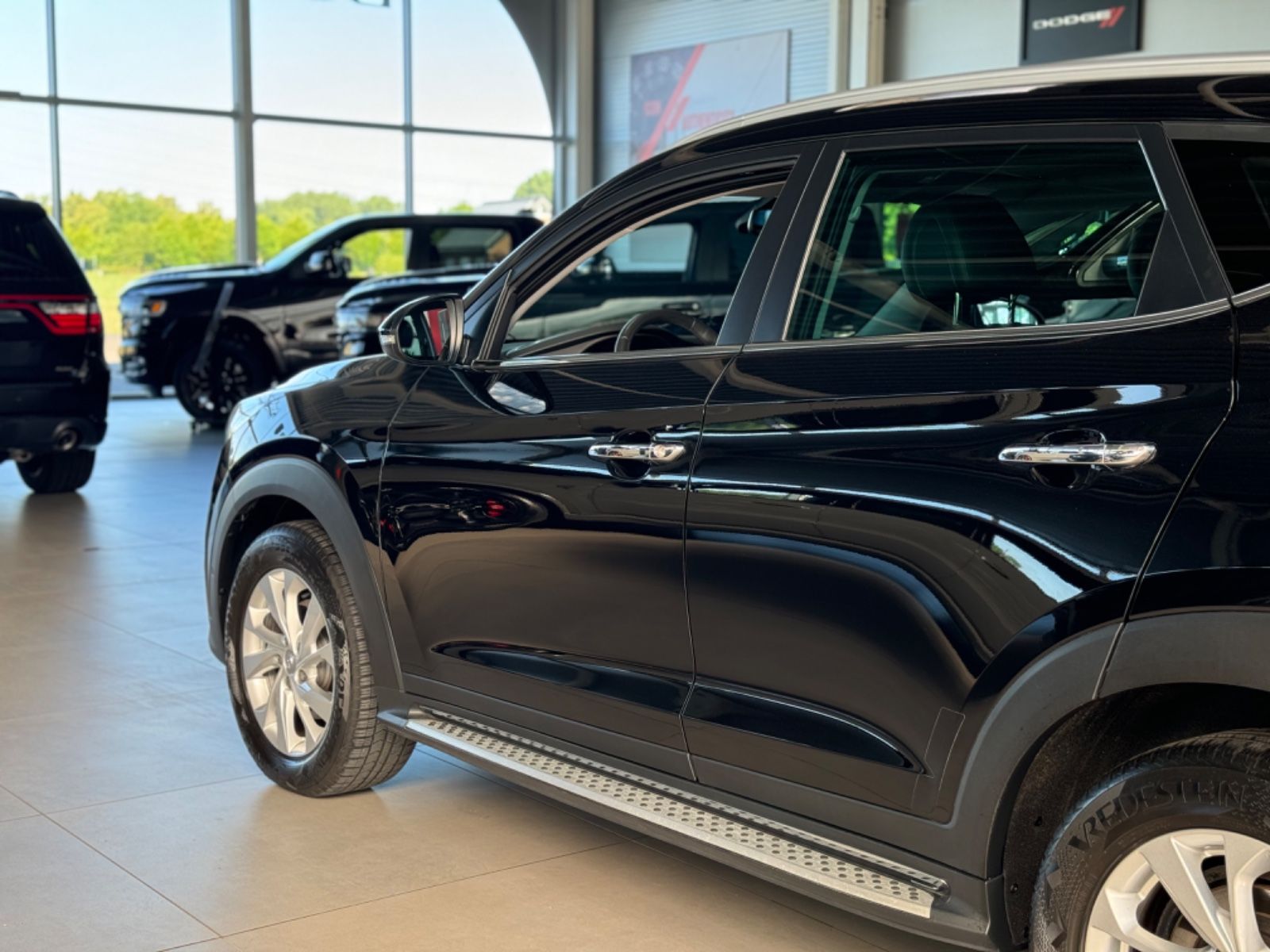 Fahrzeugabbildung Hyundai Tucson 2.0CRDi Premium 4WD "Garantie AHK Leder"