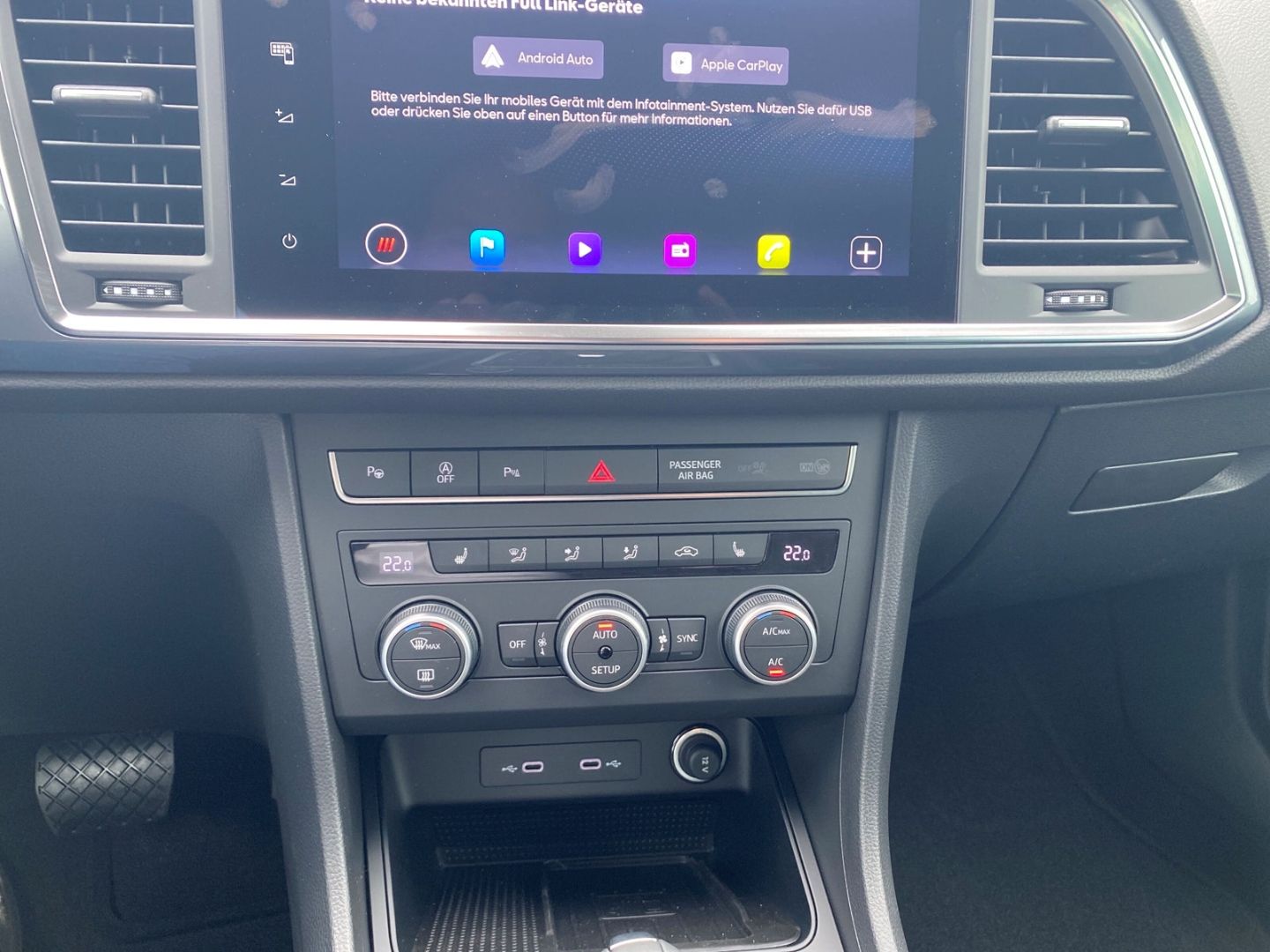 Fahrzeugabbildung SEAT Ateca Style 1.5 TSI ACT EU6d Navi Digitales Cock
