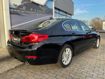 Fahrzeugabbildung BMW 520 d Lim Aut. Navi Leder LED Temp. RFK uvm.