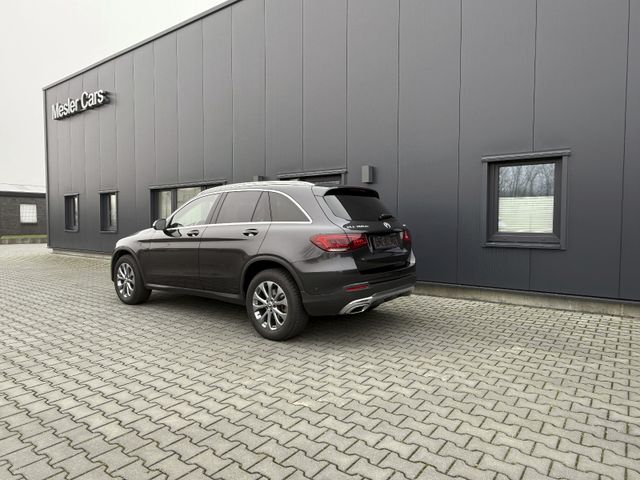 Mercedes-Benz GLC 300 de 4Matic,Panorama,Distronic,AMG Line