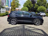Volkswagen Tiguan R-Line IQ-Drive Rückfahrkamera - gebrauchte VW Tiguan aus dem Jahr 2023