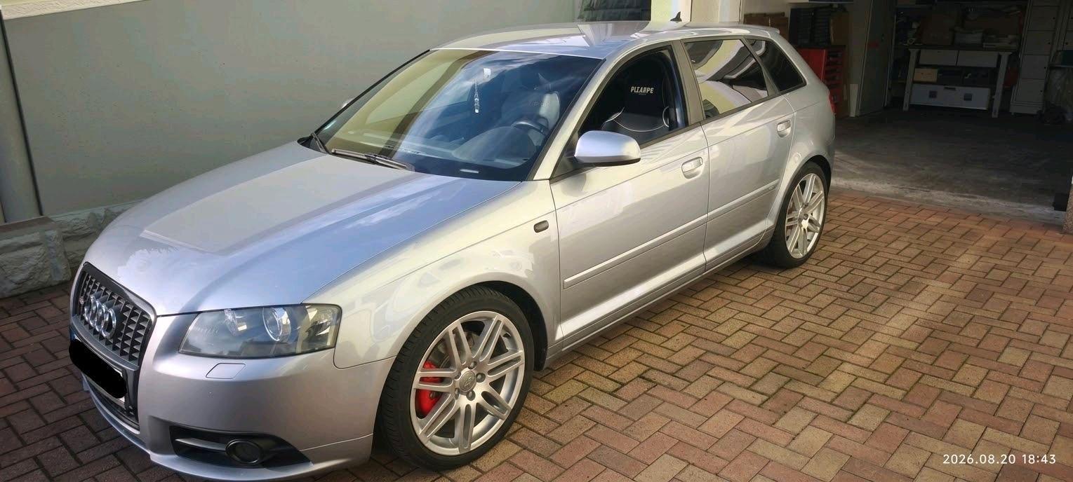 Audi Quattro 2007 — interior