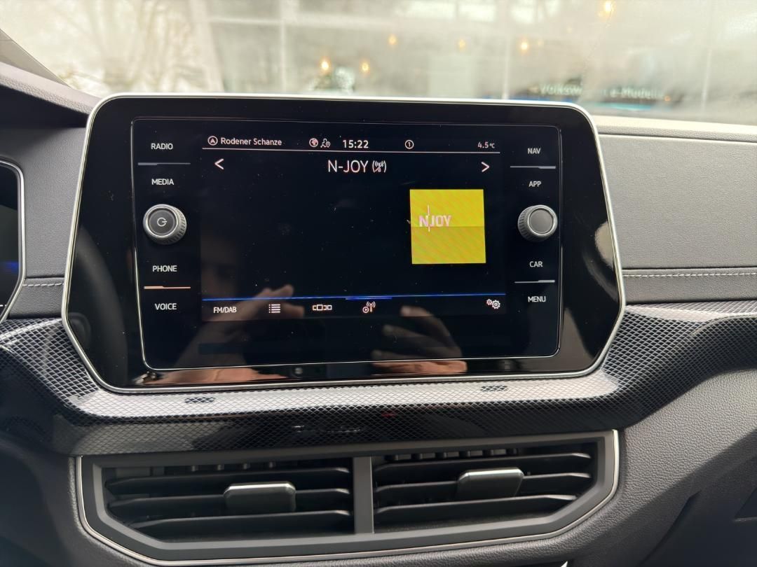 Fahrzeugabbildung Volkswagen T-Cross R-Line. Connect.Navi.ZV.LM-Felgen.GJR.uv