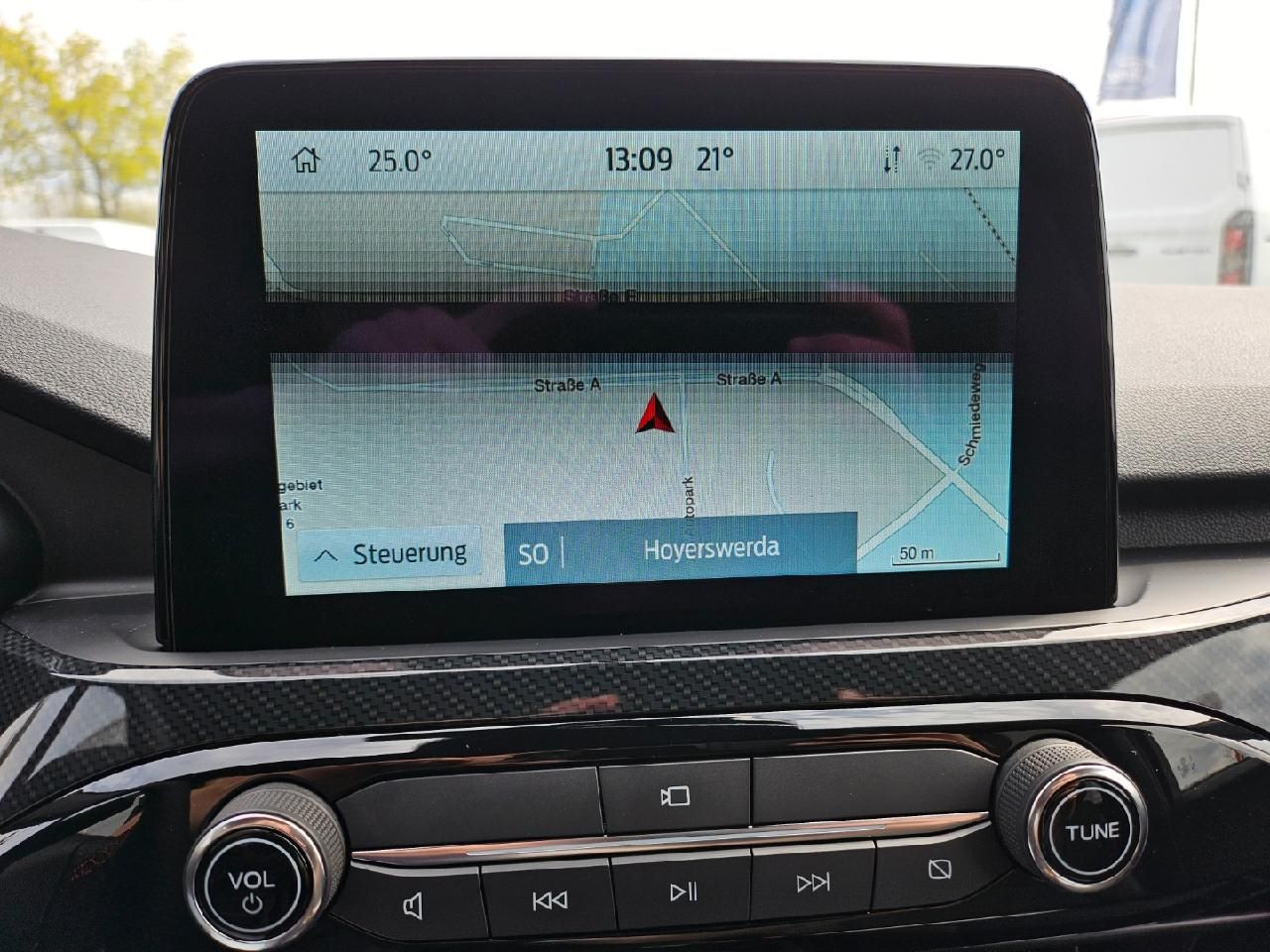 Fahrzeugabbildung Ford Kuga Plug-In Hybrid Navi, Winterpaket