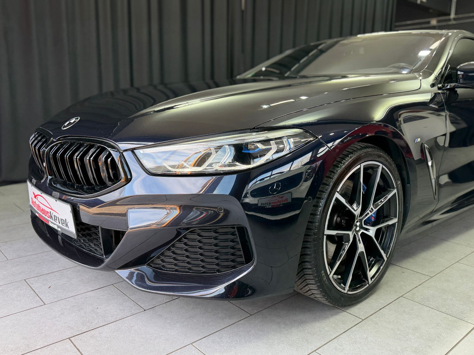 Fahrzeugabbildung BMW 840i xDrive M Sport|INDIVIDUAL|LASER|360|HUD