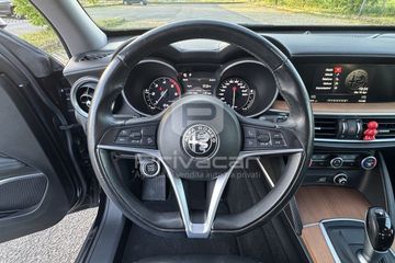 Alfa-Romeo Stelvio - 11
