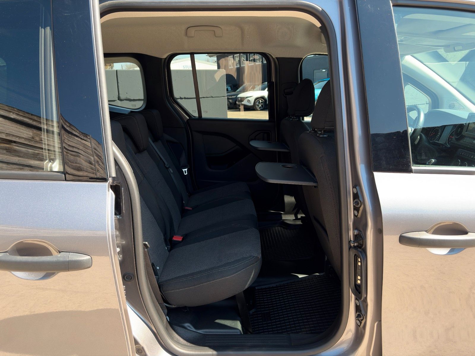 Fahrzeugabbildung Mercedes-Benz Citan Tourer 113 LED Temp. NAV CAM SHZ CarPlay