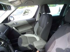 Fahrzeugabbildung Skoda Yeti Adventure 4x4 **SCHECKHEFT / XENON / TÜV-0