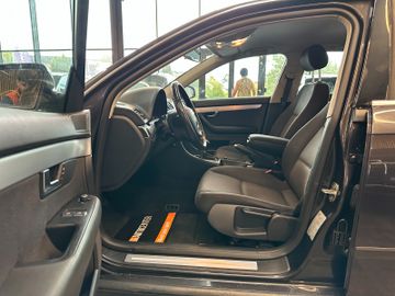 MYAUTOCENTER – Gebraucht- und Jahreswagen mit Werkstattservice in Pfaffenhofen Audi A4 Avan *TEMPO*PDC*NAVI*SZHZ*XENON*