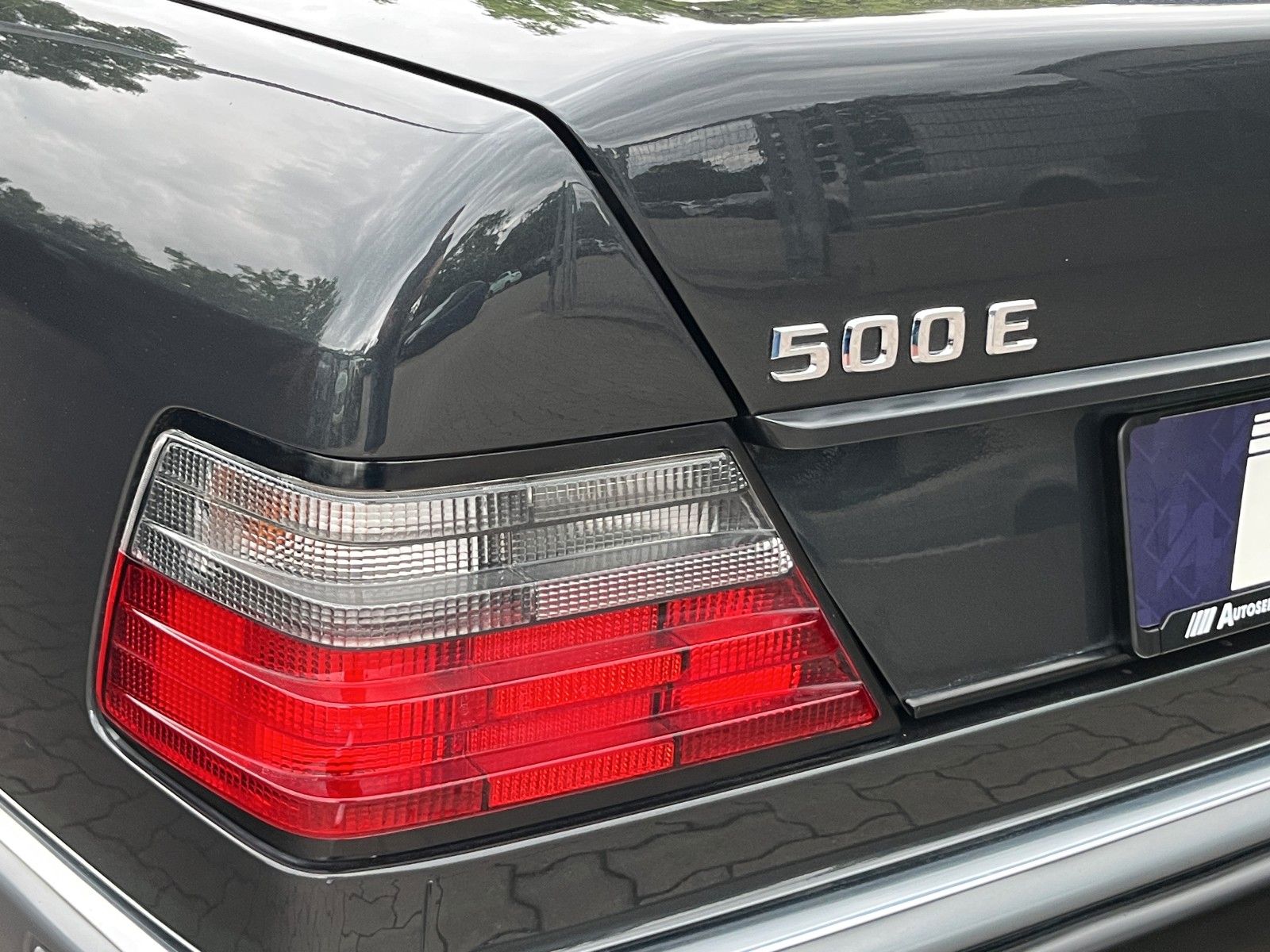 Fahrzeugabbildung Mercedes-Benz E 500 TOP ZUSTAND**SAMMLERFAHRZEUG**