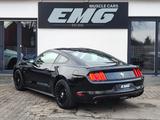 Ford Mustang Fastback 3.7 V6 DOHC - Ford Mustang: V6