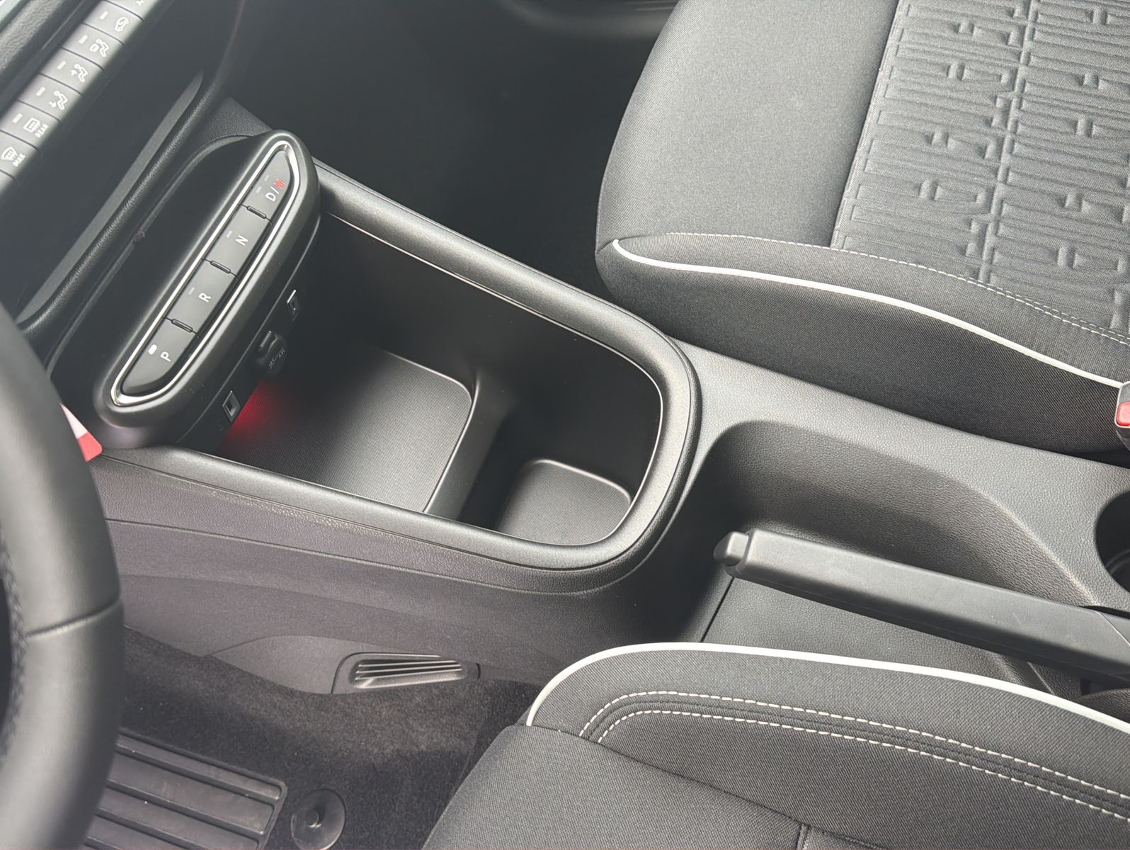 Fahrzeugabbildung Fiat 600 Hybrid Pop 1.2 Nur 10 KM