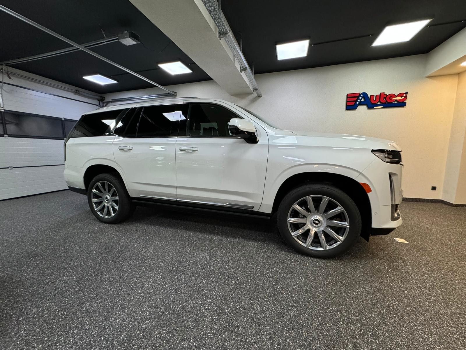 Fahrzeugabbildung Cadillac ESCALADE PREMIUM LUXURY PLATINUM 6.2 V8 -NIGHT V
